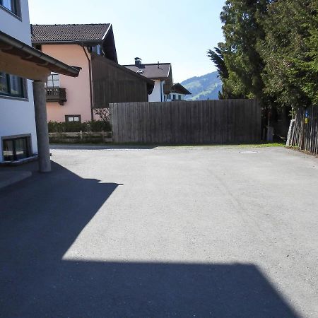 Ferienwohnung Julia Brixen im Thale Exterior foto